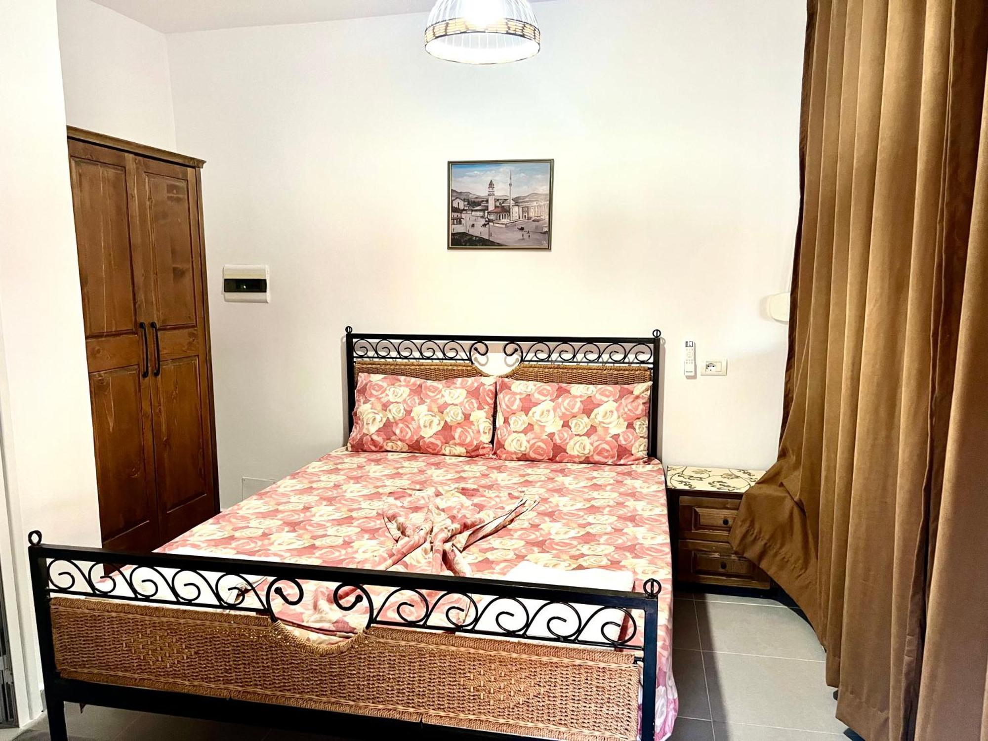 Jardin Miraculeux Hotell Himare Eksteriør bilde