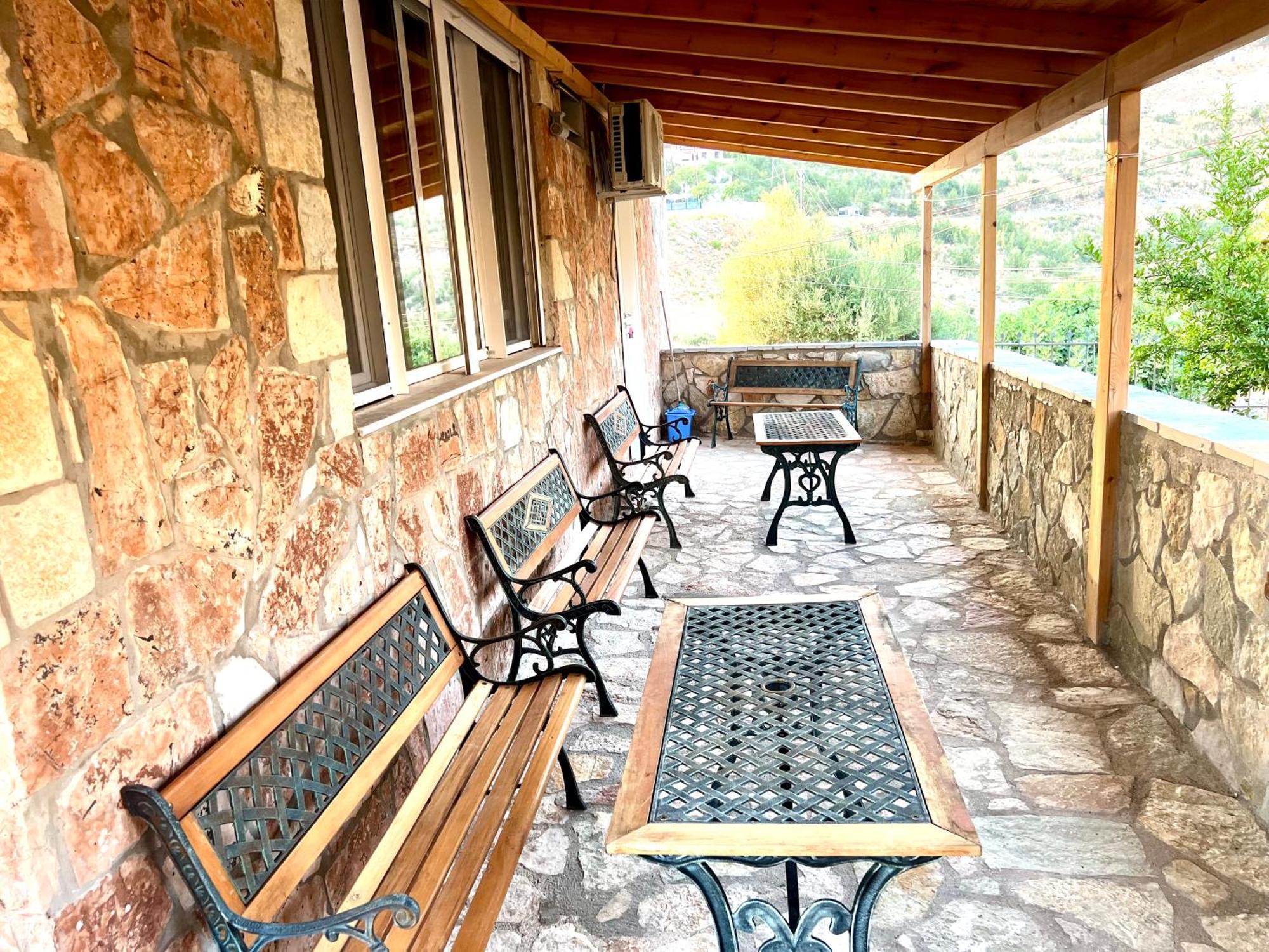 Jardin Miraculeux Hotell Himare Eksteriør bilde