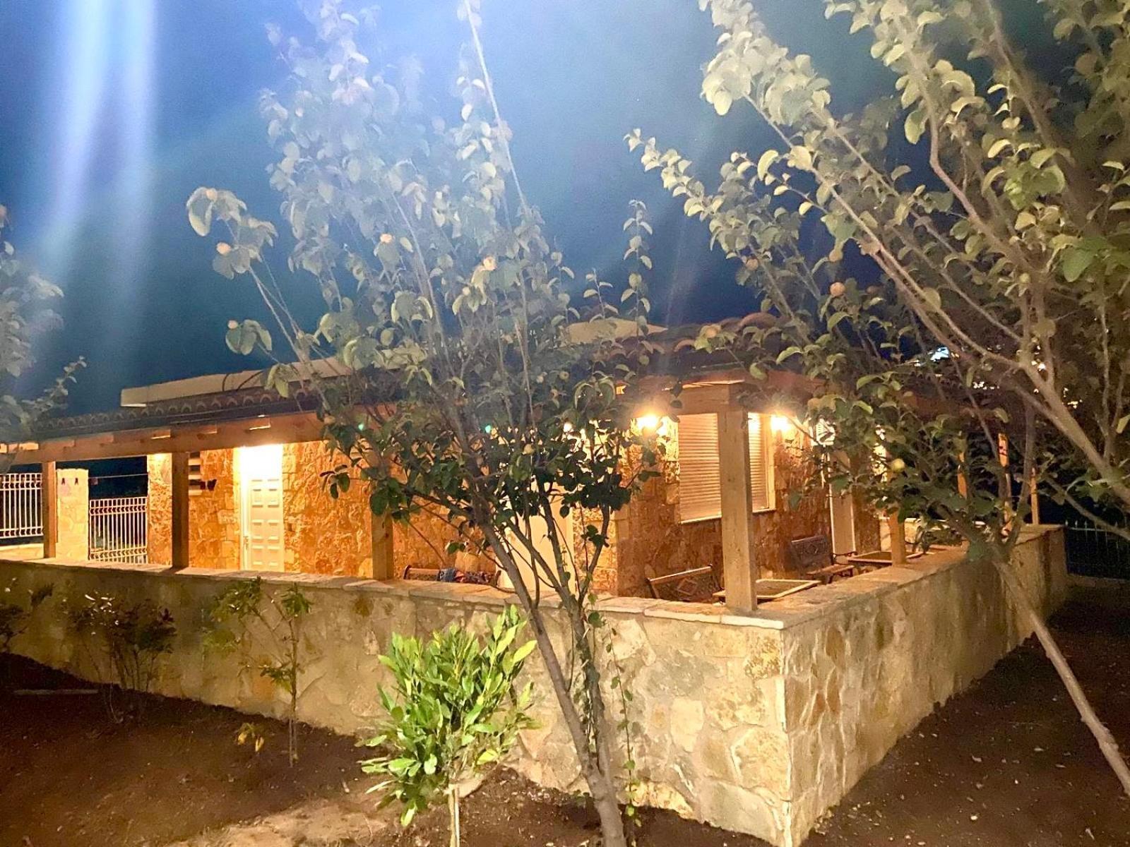 Jardin Miraculeux Hotell Himare Eksteriør bilde